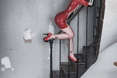 Rack Framboise / photo: Dom Secher / latex dress: Westwarbound / latex hood: Mademoiselle Ilo / Halloween Day / 15