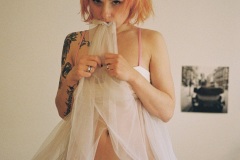 Rack Framboise / photo argentique : Aaron Baltimore / nuisette: Clémentine Little Doll / Little Doll / 27